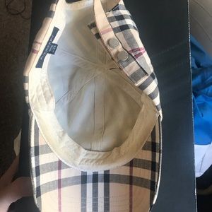 Burberry hat